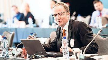Ökonom mit Zuhörern. Guntram Wolff leitet das Forscherteam des Bruegel-Instituts. Der Deutsche löste 2013 den Gründungsdirektor Jean Pisani-Ferry ab. 