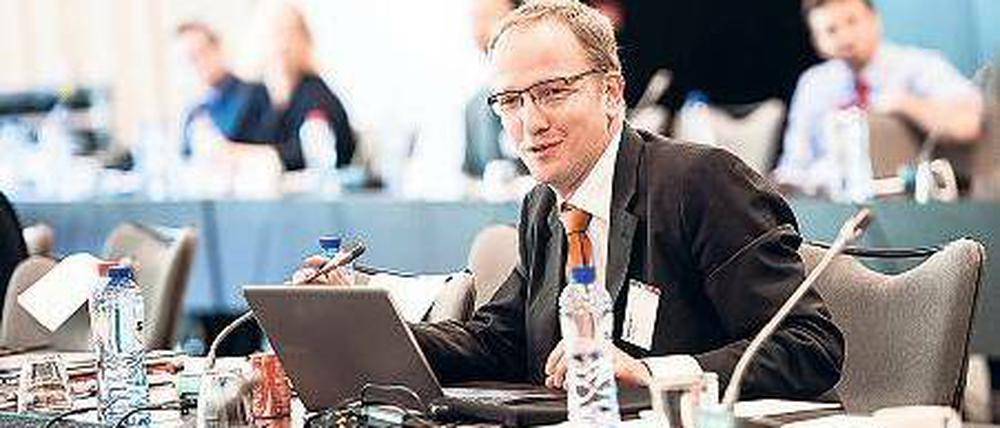 Ökonom mit Zuhörern. Guntram Wolff leitet das Forscherteam des Bruegel-Instituts. Der Deutsche löste 2013 den Gründungsdirektor Jean Pisani-Ferry ab. 