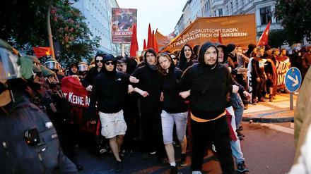 Ein Foto von der letztjähigen Kundgebung. Es kam immer wieder zu Ausschreitungen, auch wenn der Großteil friedlich demonstrierte.