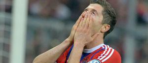Robert Lewandowski erleidet Kieferbruch.