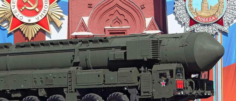 Eine russische Atomrakete vom Typ Topol-M im Mai 2013 auf dem Roten Platz.