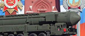 Eine russische Atomrakete vom Typ Topol-M im Mai 2013 auf dem Roten Platz.