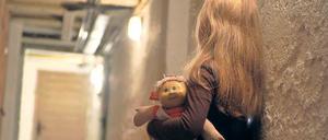 Trauma ist nicht gleich Trauma. Wiederholte Vergewaltigungen lasten besonders schwer auf der Psyche. 