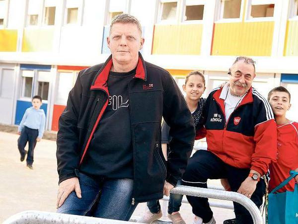 Thomas Fuchs wollte mit seiner Facebook-Seite der Aktion „Nein zum Heim“ in Köpenick etwas entgegensetzen. Er und seine Familie wurden dafür angefeindet und angegriffen.