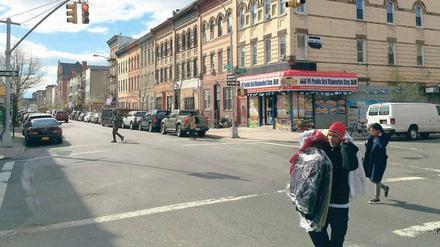 Eine Mischung wie auf der Sonnenallee. Auf der Irving Avenue treffen sich Einwanderer und New Yorker Hipster.