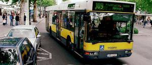 V 25 Jahren kam unter Buhrufen und Beifall die Busspur auf dem Ku’damm