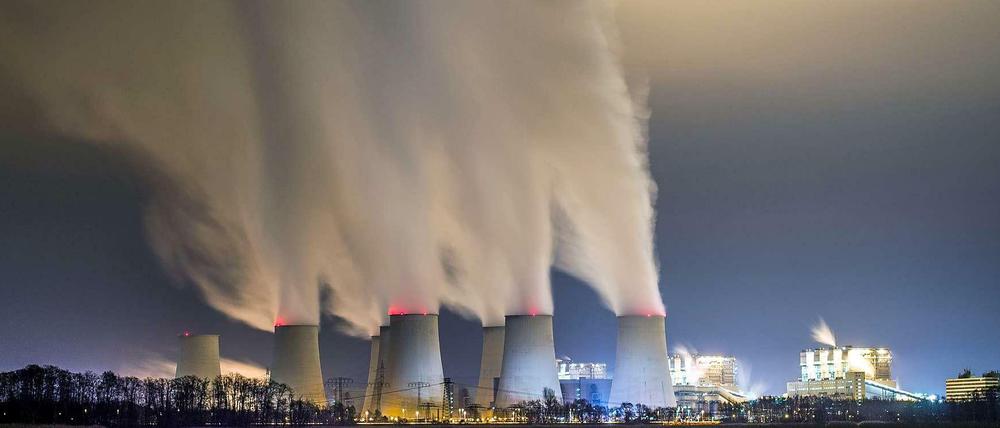 22 Tonnen Kohlendioxid sollen ältere Kraftwerke künftig einsparen.