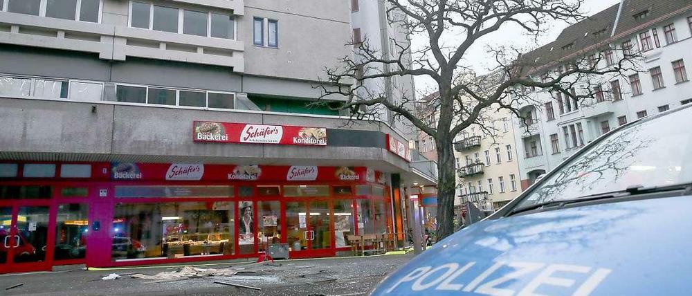 In einem Wohnhaus in der Ebersstraße in Schöneberg hat es am frühen Dienstagmorgen gebrannt.