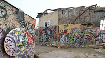 Zugleich grau und bunt: Der spröde Charme ist typisch für das RAW-Gelände.