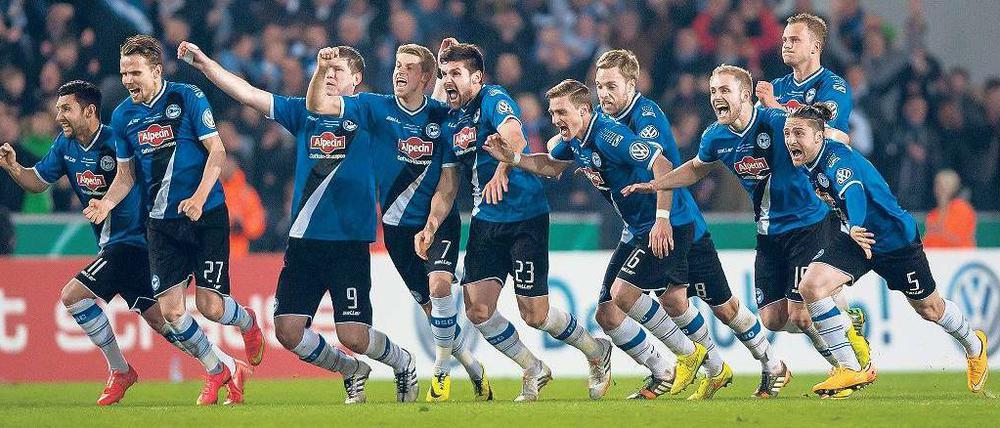Nicht kleinzukriegen. Im Viertelfinale setzte sich Bielefeld im Elfmeterschießen gegen Borussia Mönchengladbach durch.