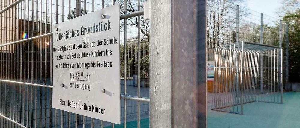 Bolzplatz an einer Schule in Hamburg