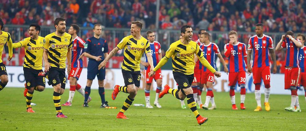 Jubel hier, Frust da. Dortmund steht im Finale, Bayern ist draußen.
