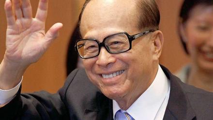 Li Ka-Shing hat ein weitverzweigtes Firmenimperium aufgebaut. Sein Vermögen investiert er unter anderem in Start-ups-