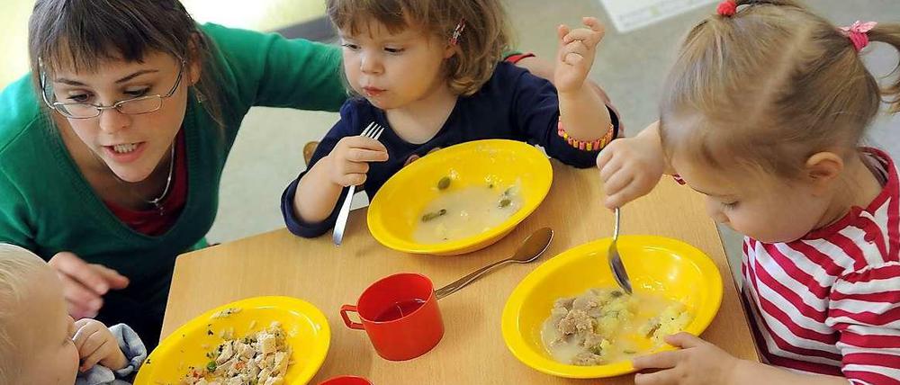 Mehr Personal fordert ein breites Bündnis jetzt für die Kitas.