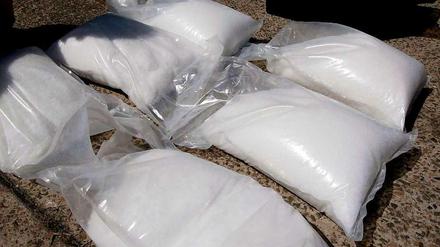 Rund drei Kilo Heroin fand die Polizei bei den Hausdurchsuchungen. 