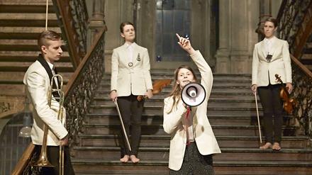 Thom Luz' Inszenierung beim Berliner Theatertreffen.