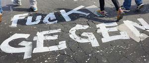 Hauptsache dagegen: Kreuzberg motzt über Müll und zu viele Menschen beim Myfest.