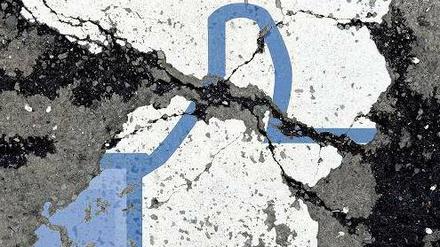 Mit seinen neuen Bedingungen eckt Facebook an. Jetzt geht es vor Gericht. 