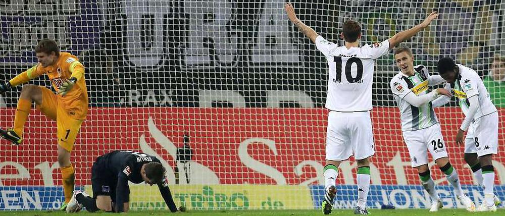 Gladbach jubelt, Hertha ärgert sich. So war es beim 2:3 der Berliner im Hinspiel.