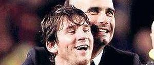 Vergangene Liebe. Guardiola und Messi (vorn) im Jahr 2011. Foto: dpa/Estevez