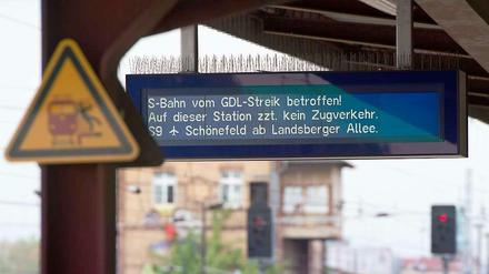 Innerhalb einer knappen Woche musste die S-Bahn Berlin schaffen, wozu sie sonst ein Jahr Zeit hat: einen neuen Fahrplan zusammenstellen.