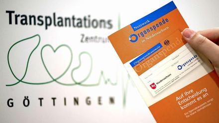 Manipulierte Wartelisten an verschiedenen deutschen Transplantationszentren haben das Vertrauen der möglichen Spender zerstört. Nun wird es nach und nach wieder aufgebaut.