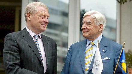 Christian Schwarz-Schilling (rechts) ist CDU-Politiker und war Hohe Repräsentant für Bosnien-Herzegowina.