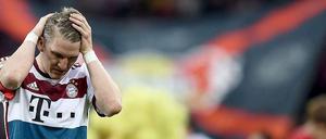 Wenigstens die Frisur sitzt. Sonst läuft es für Bastian Schweinsteiger und Bayern München im Moment nicht rund.