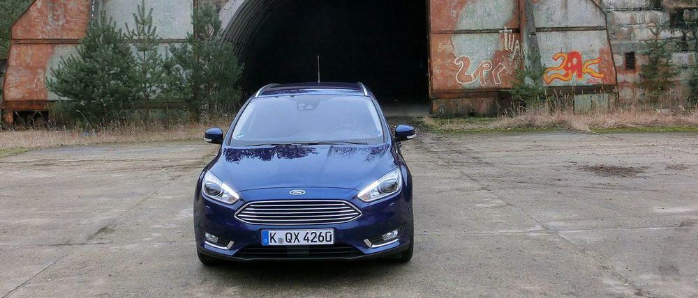 Kompakter mit Dreier unter der Haube: Der Ford Focus 1.0 EcoBoost ist ein Beweis, dass ein Auto dieser Klasse gut mit einem Dreizylinder auskommen kann.
