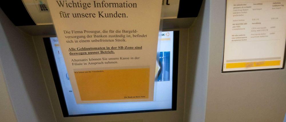 Der Streik der Firma Prosegur sorgt nicht nur in den Bankfilialen für Probleme.