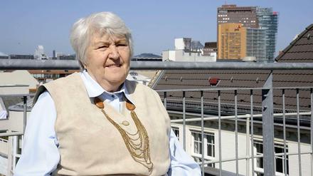 Regina Lawrowitsch. Die pensionierte Ingenieurin leitet heute in Weißrussland eine Organisation für Menschen, die als Kinder Zwangsarbeit leisten mussten.