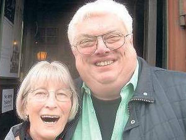Auf den 110.! Das Wirtspaar Michaela und Hans-Werner Sens.