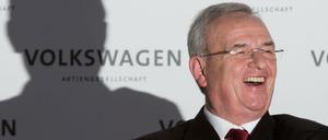 Kann nun befreit lachen: VW-Chef Winterkorn ist den Schatten des Familienpatriachen Ferdinand Piëch los.  