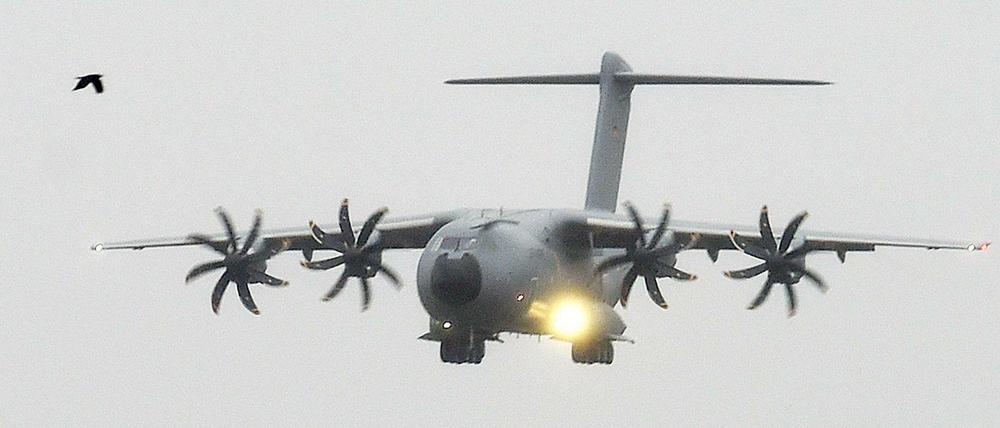 Die Bundeswehr hat bislang einen A400M übernommen.