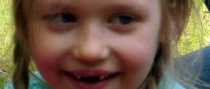 Das Foto der fünfjährigen Inga von der Polizeidirektion Sachsen-Anhalt Nord. Das Mädchen wird vermisst. 