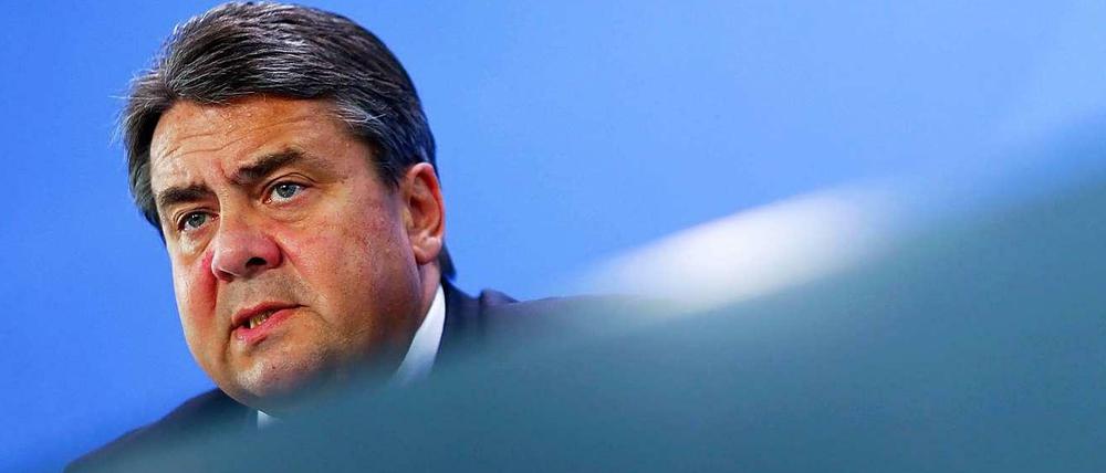 Gerät mit seinen Vorhaben manchmal auf die schiefe Bahn - Wirtschaftsminister Sigmar Gabriel.