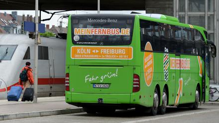 Der Markt für Fernbusse wächst - nicht nur wegen der Streiks bei der Bahn.