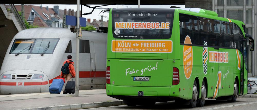 Der Markt für Fernbusse wächst - nicht nur wegen der Streiks bei der Bahn.