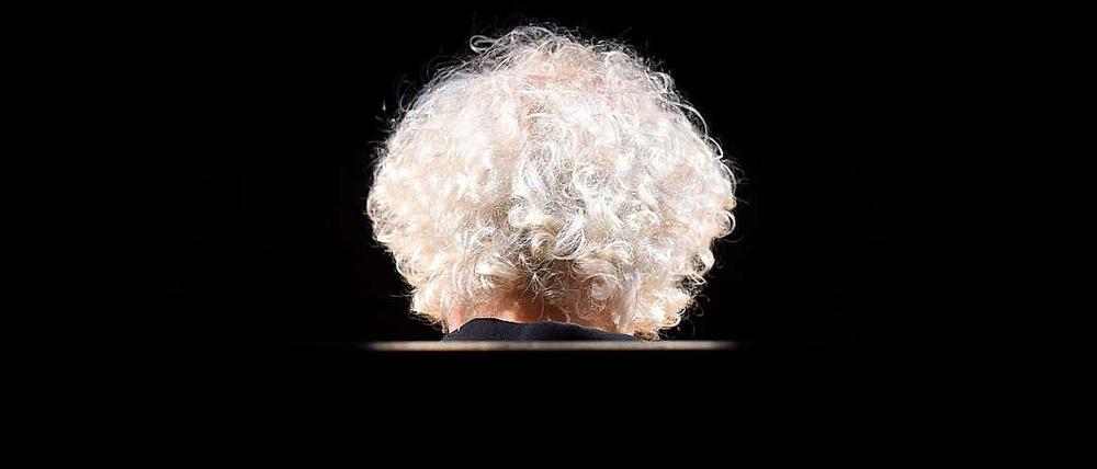 Ob Sir Simon Rattle sich jetzt eins ins Fäustchen lacht? Die Musiker (123 von 124 Wahlberechtigten) konnten sich am Montag nicht auf seinen Nachfolger für die Zeit ab 2018 einigen.