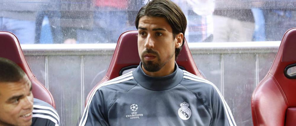 Auch in der Champions League zuletzt nur noch Ersatz - oder gar nicht erst im Kader: Sami Khedira will Real Madrid verlassen.