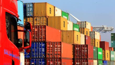 Gradmesser der Weltkonjunktur: Der weltweite Container-Verkehr hält das Wachstum der Volkswirtschaften am Laufen. 