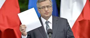 Unter Druck. Amtsinhaber Bronislaw Komorowski droht nach einem starken Wahlkampof-Schlussspurt seiner Herausforderer die Abwahl.