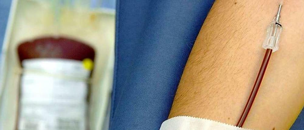 Transfusion nötig - die meisten Universitätskliniken brauchen wie die Charité mehr Geld, um Spitzenversorgung aufrechtzuerhalten.
