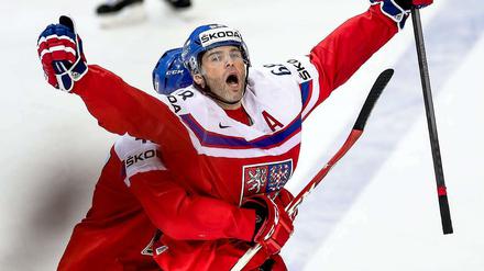 Jubel aus Erfahrung. Jaromir Jagr möchte die Welt nach seinem Treffer zum 4:3 umarmen.