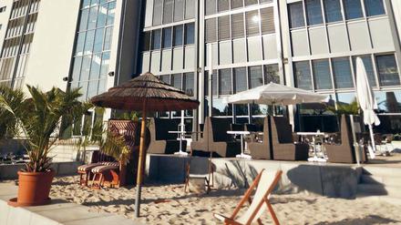 Studieren am Strand. Der Campus Wilhelminenhof der HTW, die jetzt in die renommierte Vereinigung Europäischer Universitäten aufgenommen wurde.