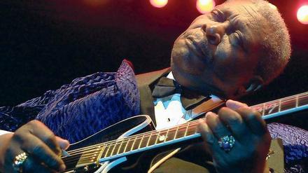 Die Gitarre war seine Geliebte. B. B. King, geboren 1925 in Itta Bena, Mississippi, gestorben am 14. Mai 2015 in Las Vegas. 