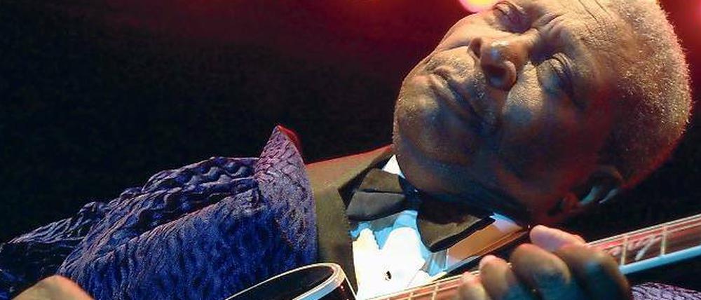 Die Gitarre war seine Geliebte. B. B. King, geboren 1925 in Itta Bena, Mississippi, gestorben am 14. Mai 2015 in Las Vegas. 