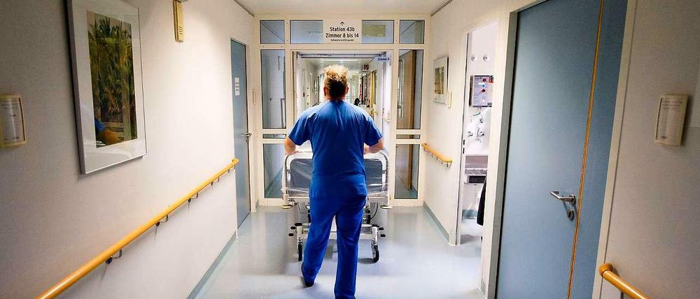 An den Charité-Kliniken könnten schon im Juni die bei Verdi organisierten Pflegekräfte streiken. 