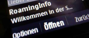 Ausland kostet - auch wenn die Grenzen in der EU schon seit langem keine Rolle mehr spielen.