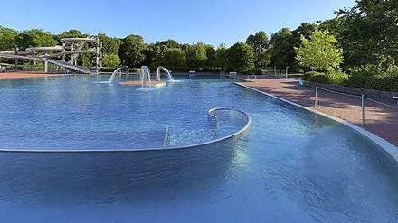 Das Sommerbad Pankow öffnet am 23. Mai. Ärger gibt es schon jetzt.
